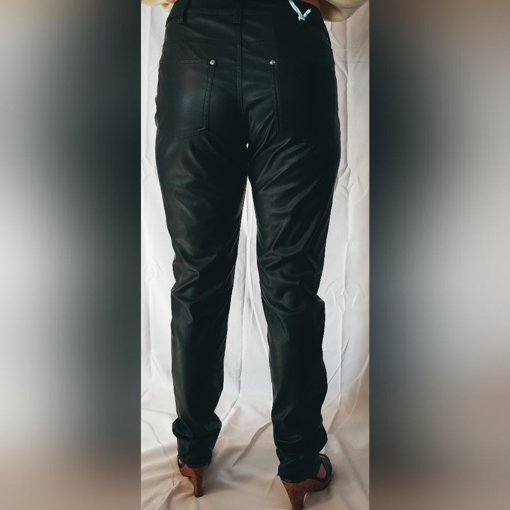 𝅺NWT Ethyl Vintage Denim Black PU Synthetic Leather Stretch Pants sz 16.